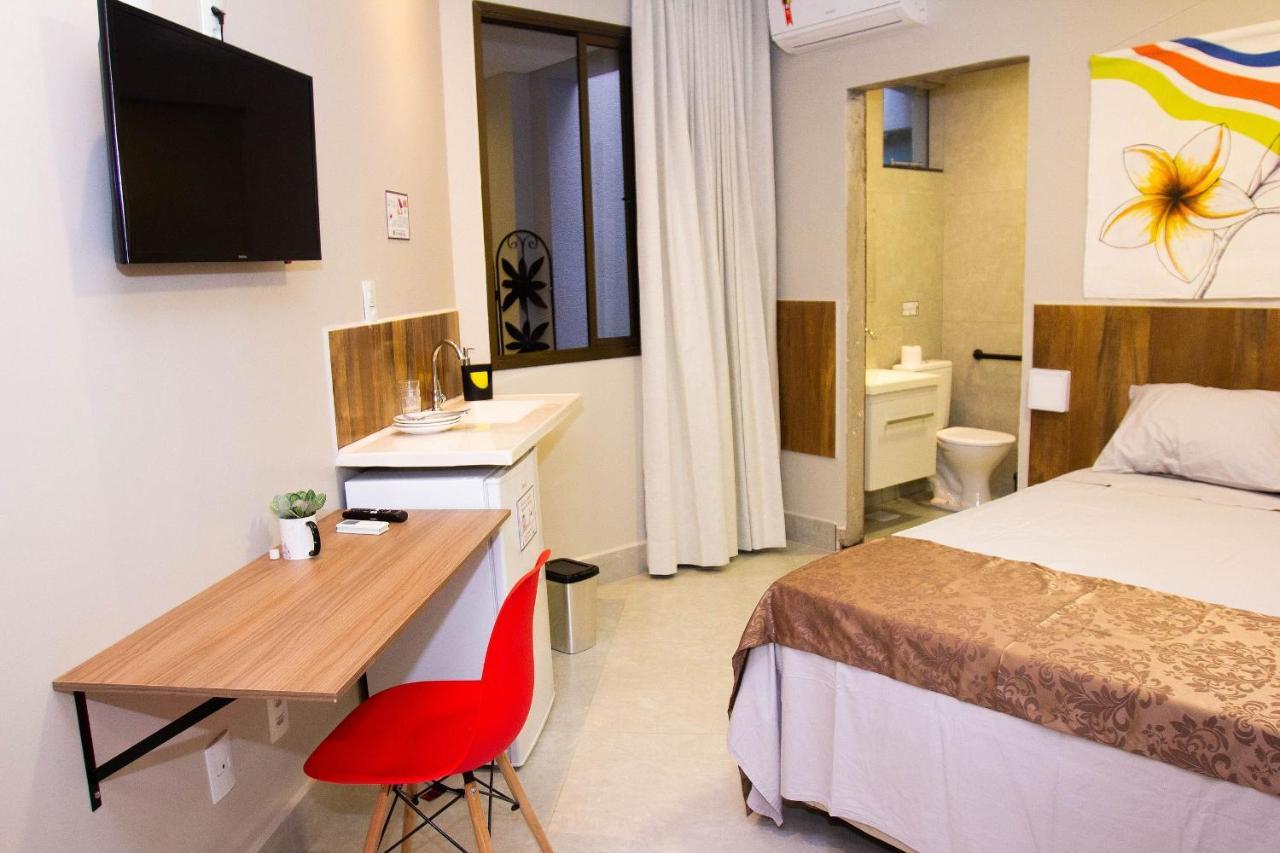 Fiori Suites Гояния Екстериор снимка