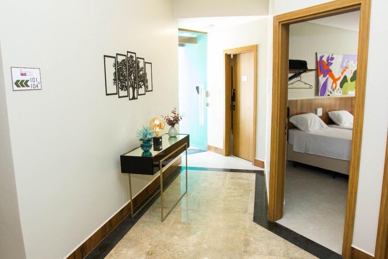 Fiori Suites Гояния Екстериор снимка