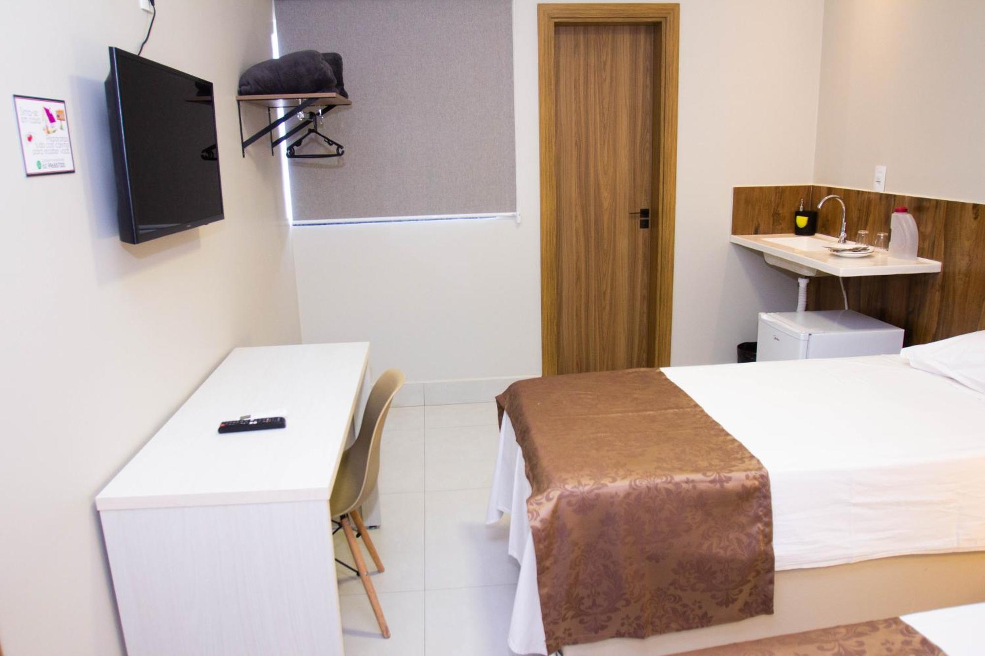 Fiori Suites Гояния Стая снимка
